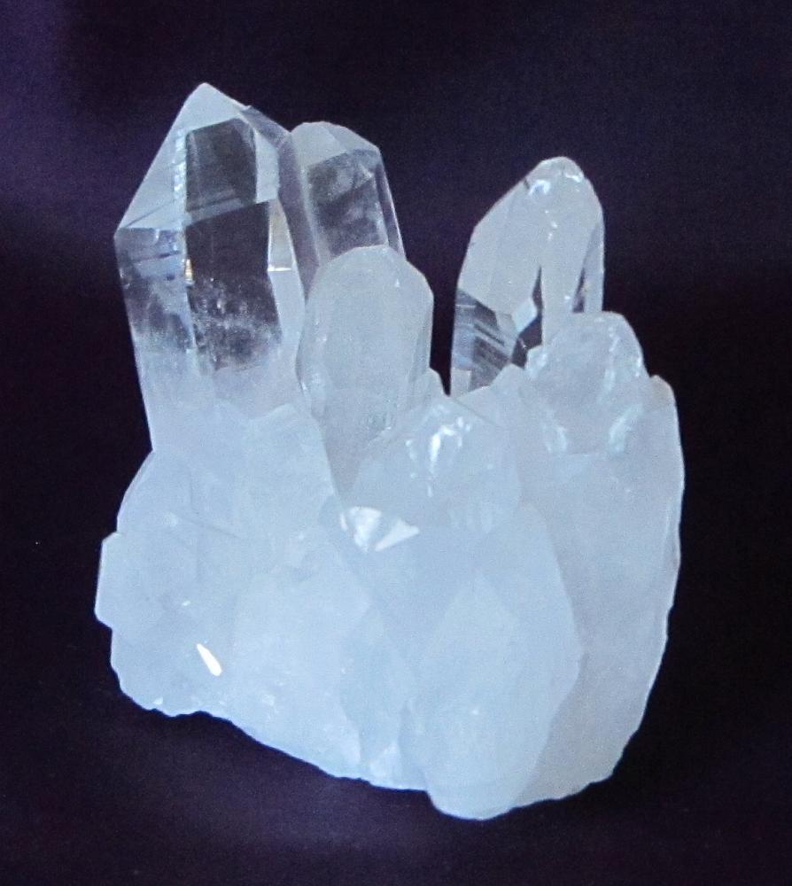 Quartz(rockcrystal)_01.jpg.2afccd8b276f829ceda0d3ce8a5b19bb.jpg